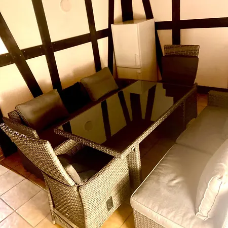 Haus Fuer Monteure Und Reisende *